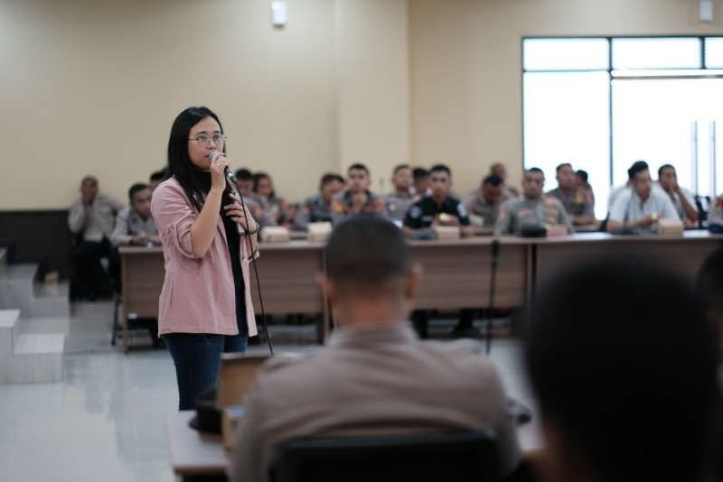 Dosen BK UKSW Beri Pelatihan Konseling di Polda Maluku